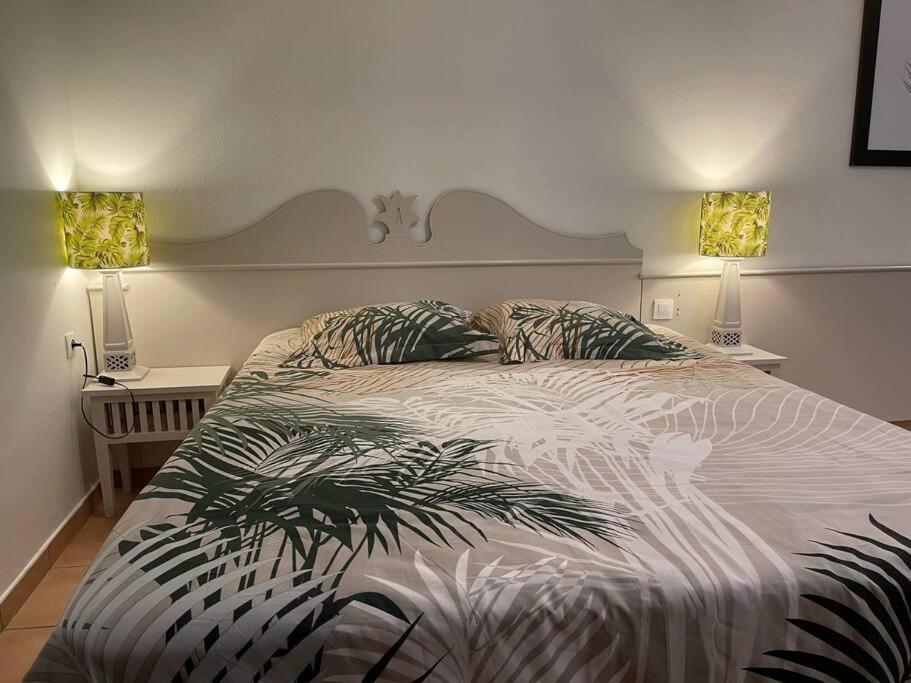 Appartement Le Lailana à Sainte-Anne  Extérieur photo